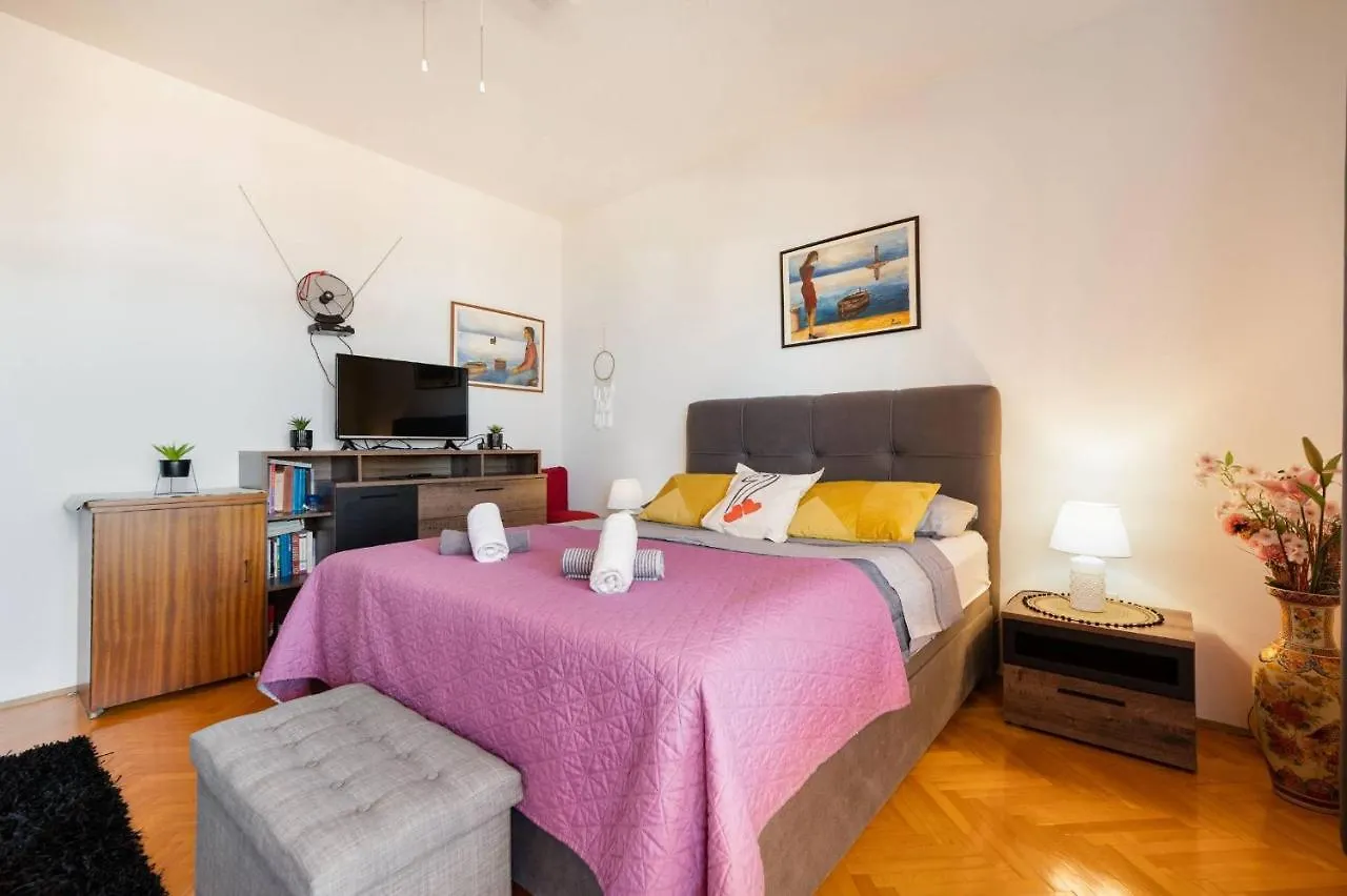 Apartment Lotus Trogir 0*,